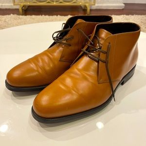 Salvatore Ferragamo mens Chukka lace up boot
